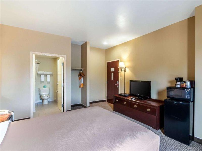 Econo Lodge Inn & Suites Middletown Luaran gambar