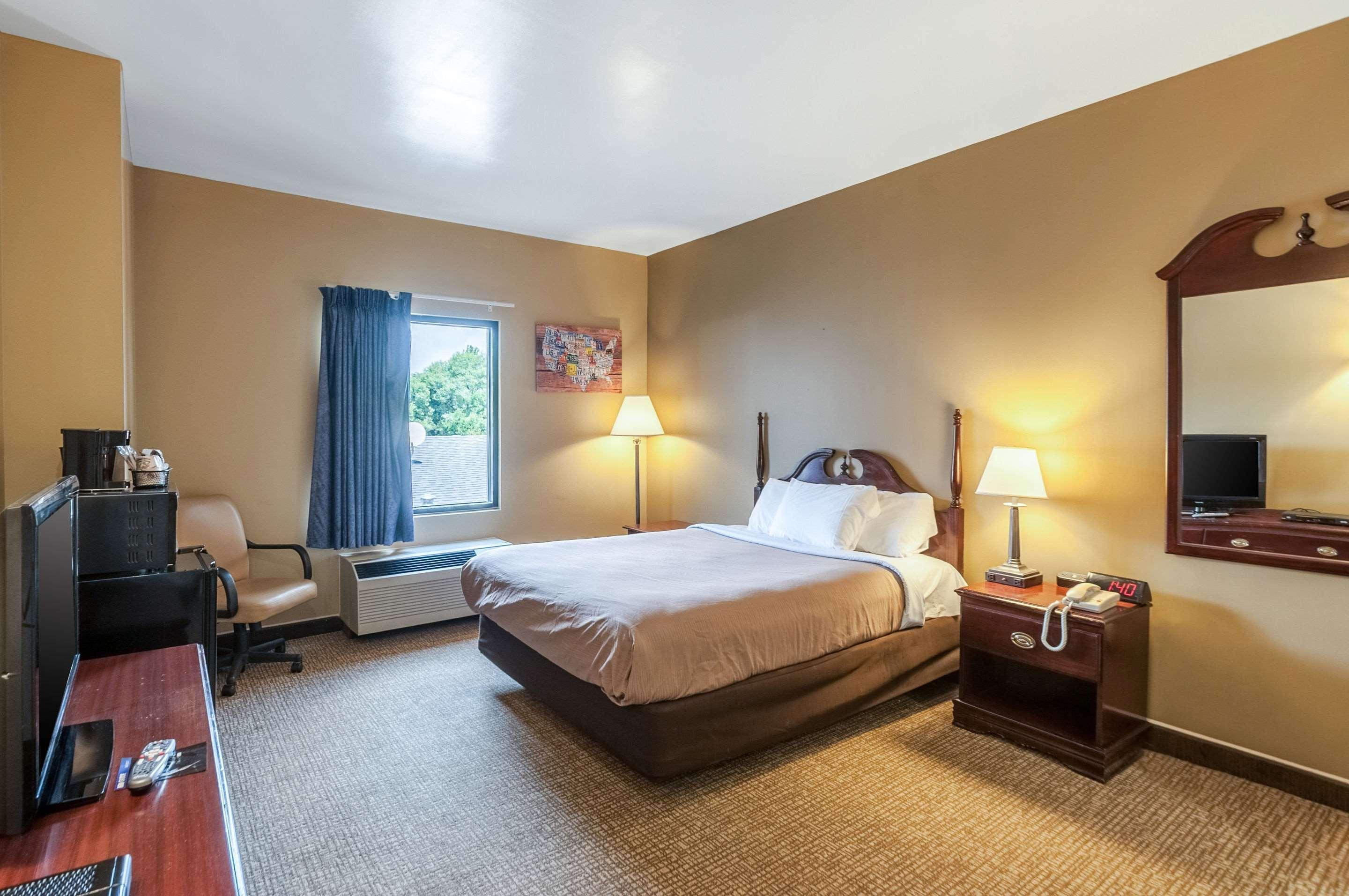 Econo Lodge Inn & Suites Middletown Luaran gambar