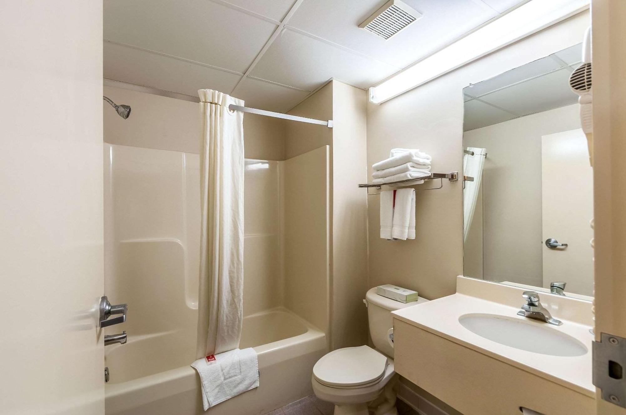 Econo Lodge Inn & Suites Middletown Luaran gambar
