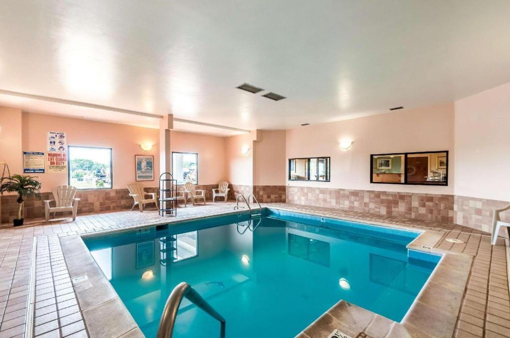 Econo Lodge Inn & Suites Middletown Luaran gambar